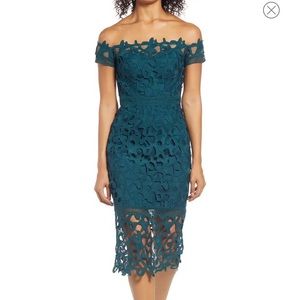 Like New CHI CHI London Anna Lace Off the Shoulder Sheath Dress Size 8 US